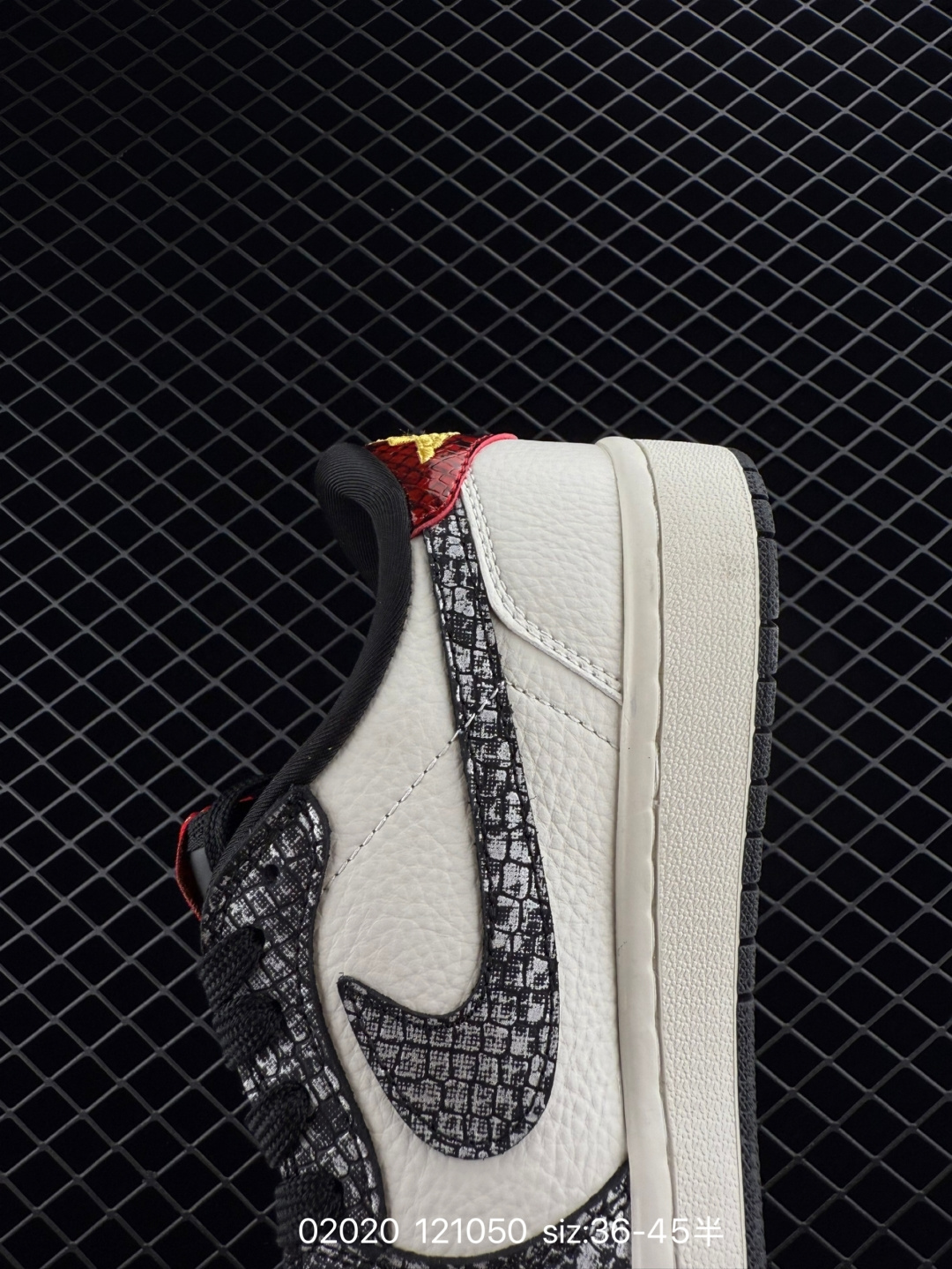 Travis Scott x Nike Air Jordan 1 Low x DIOR